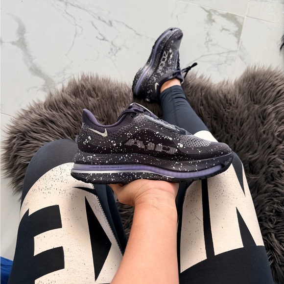 Nike Pegasus Premium SE - Picture 3 of 8